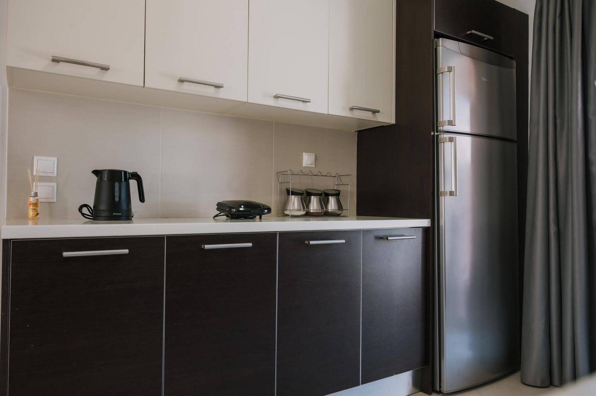 Hb Modern Apartments Толон Экстерьер фото