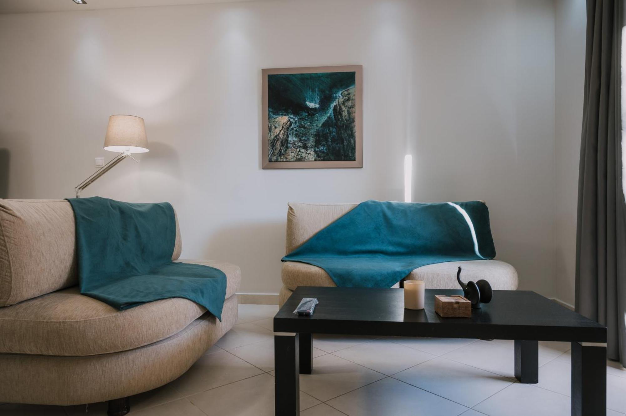 Hb Modern Apartments Толон Экстерьер фото