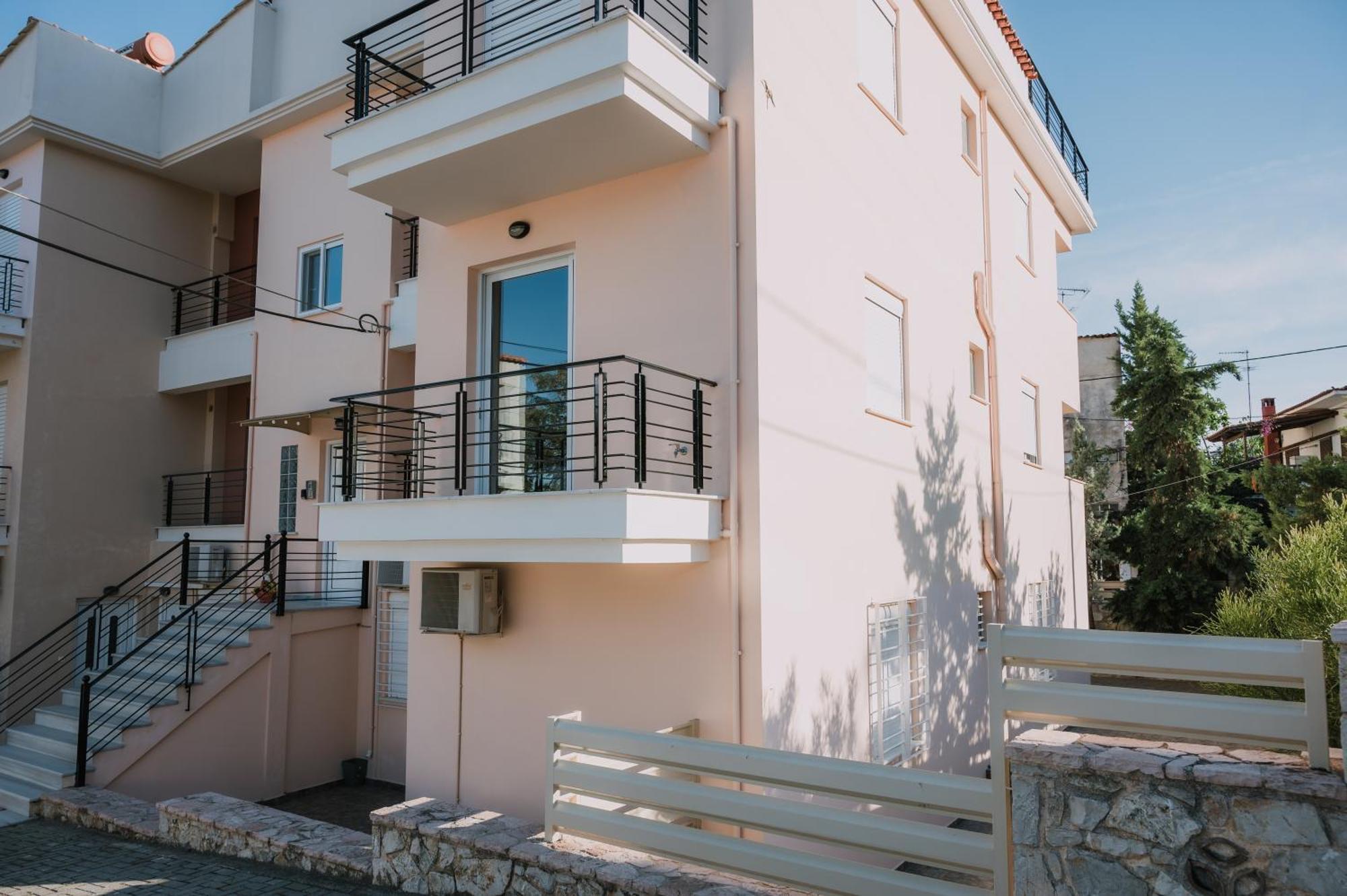 Hb Modern Apartments Толон Экстерьер фото