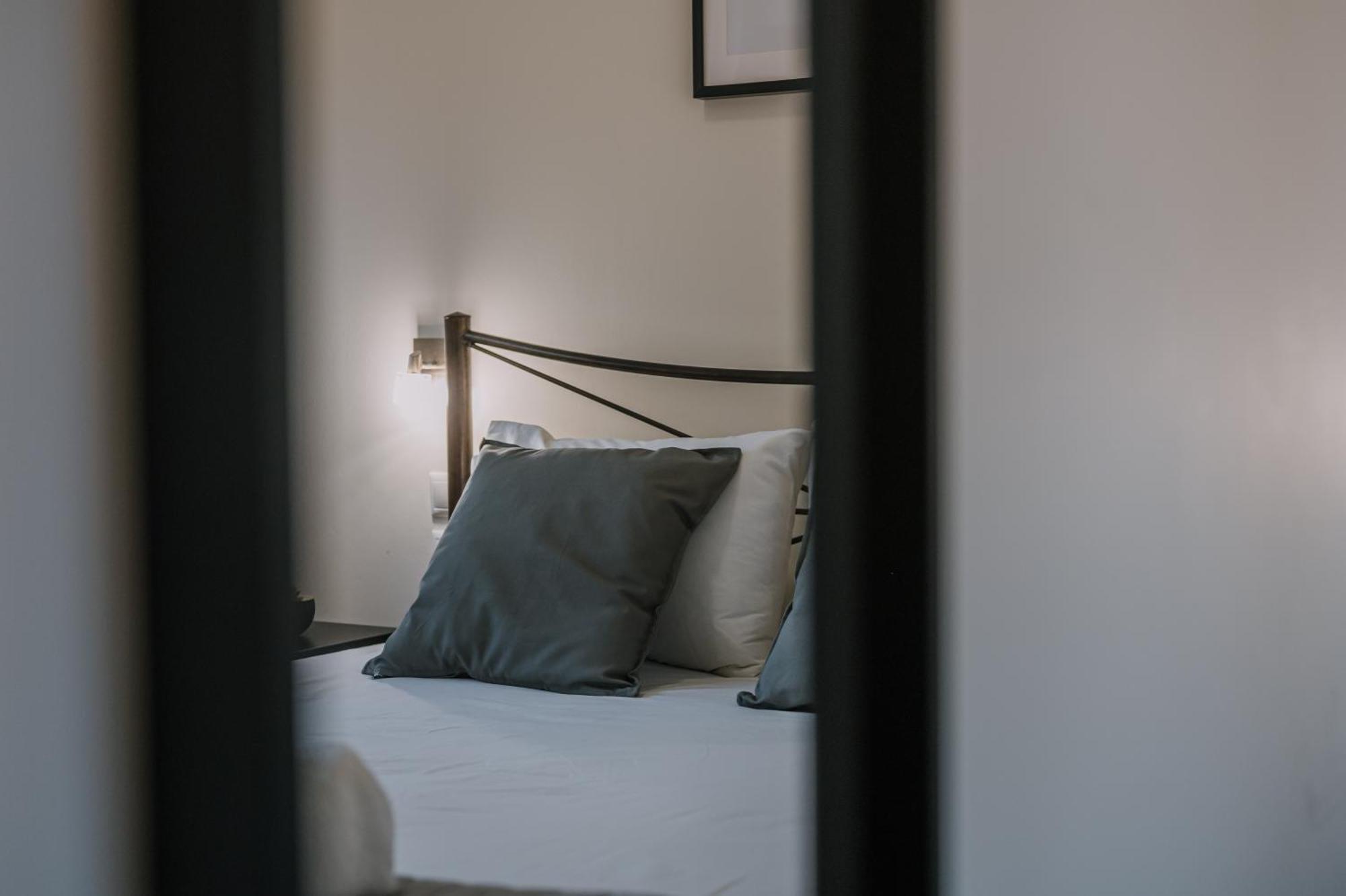 Hb Modern Apartments Толон Номер фото