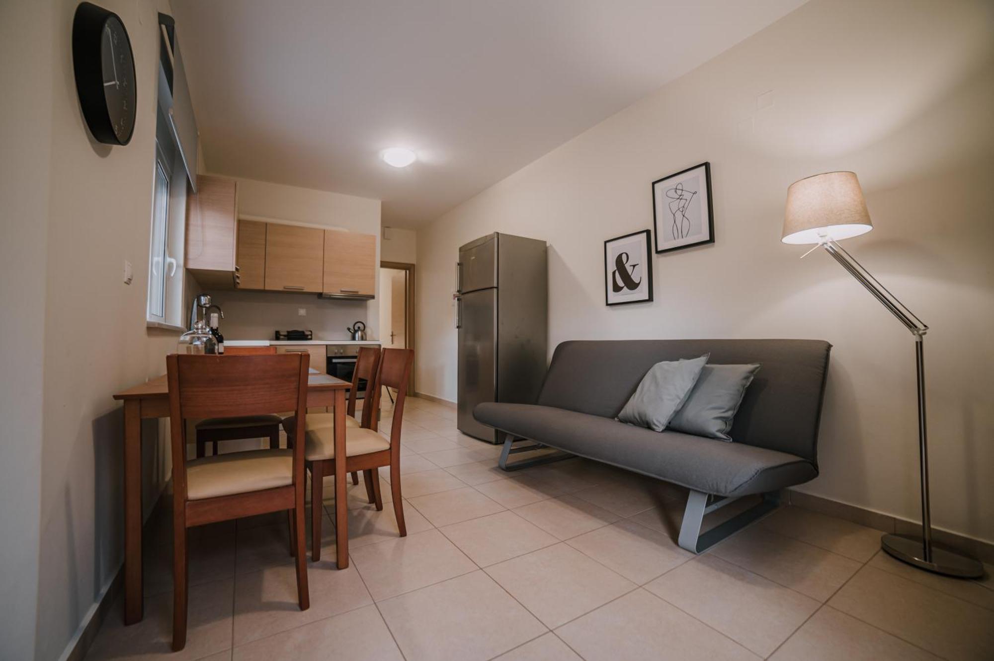 Hb Modern Apartments Толон Номер фото