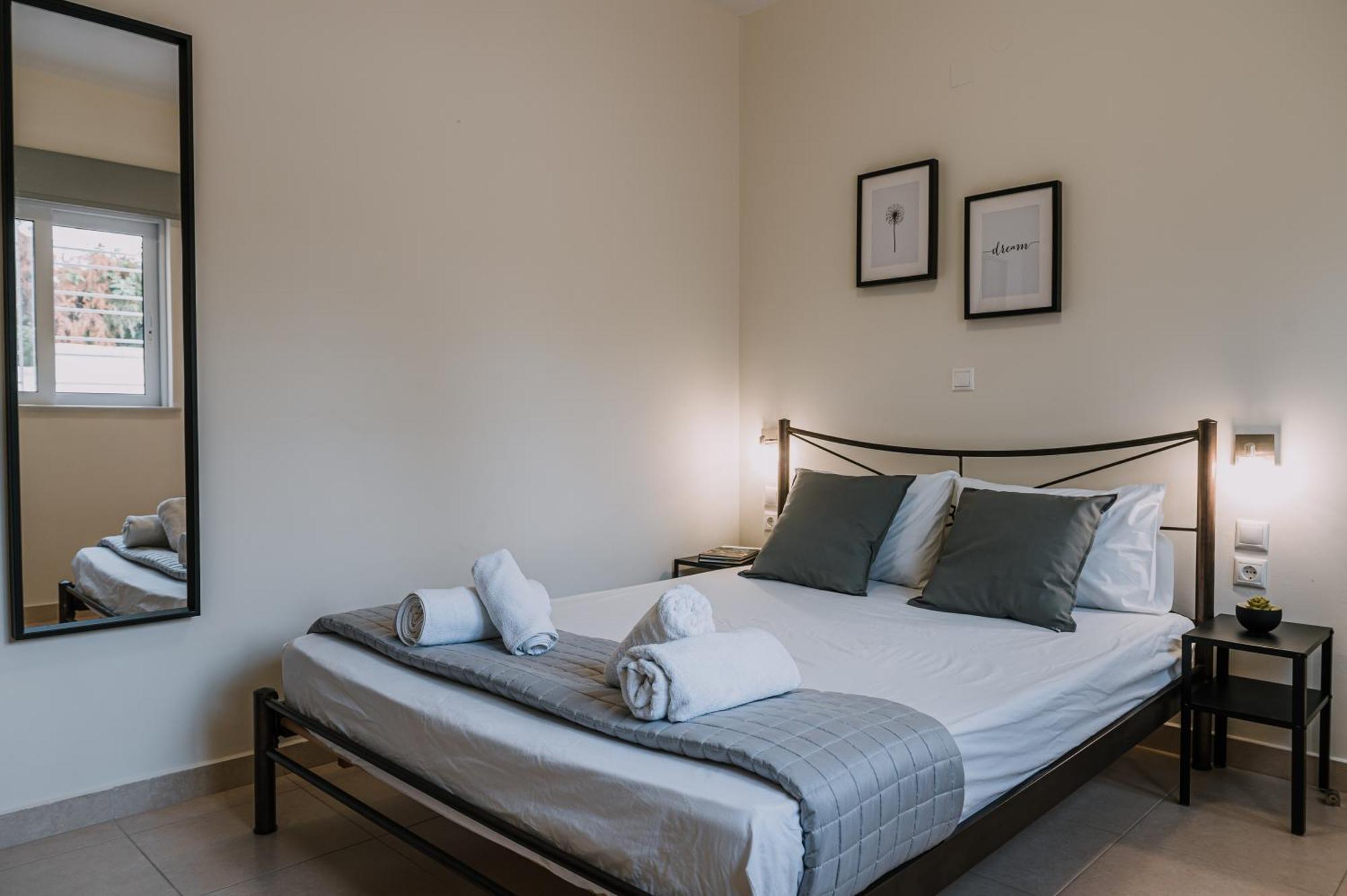 Hb Modern Apartments Толон Номер фото
